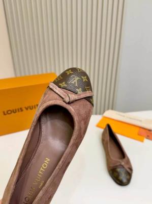 wholesale quality louis vuitton women shoes model no. 562